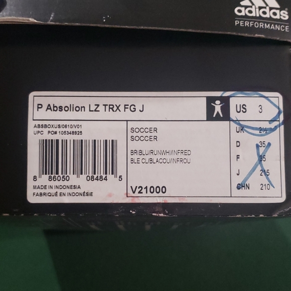 Boys Soccer Shoes - Picture 4 of 4